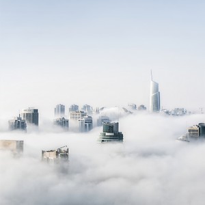 爱 (女生版伴奏)