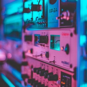 El estéreo(feat. EbyDeby)