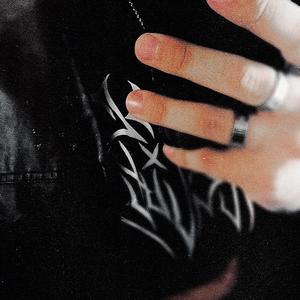 le3 (feat. blindinbotheyes) (Explicit)