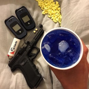 Soda (feat. jssr) (Explicit)