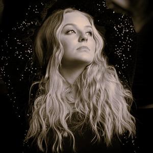 Christmas Magic (feat. Peter Mörlin & Jamina Jansson)