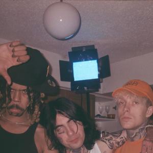 She Wanna Party (feat. Teo Laza) (Explicit)