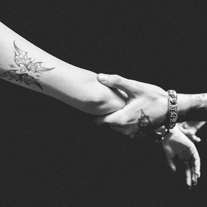 SUSTANCIAS EN MI CORAZON (Explicit)