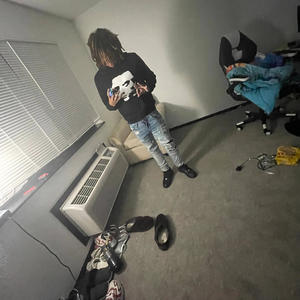 Hop Out Tha V (feat. J3.Slimey) (Explicit)