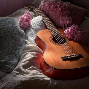 Night Guitar: Peaceful Sleep Harmonies