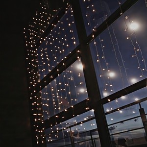 夜晚的一缕日光 (free)