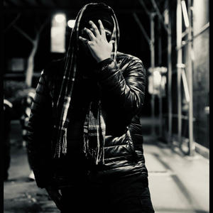 Looking For Love (feat. Inzodiyac) (Explicit)