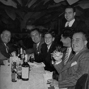 Bloody Murders (feat. SAUCEEE) (Explicit)