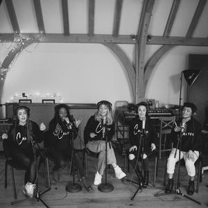 My Heart Belongs To You (Live)