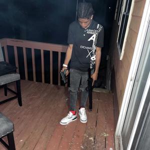 Outta sight (Explicit)