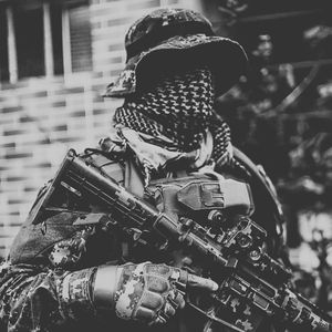 QUEM NÃO DEVE, NÃO TEME