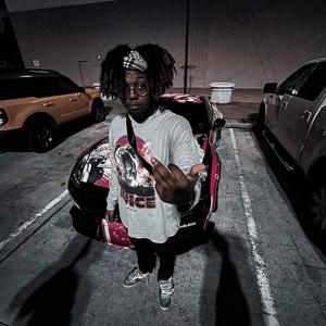 Be my **** ong> (feat. Ilymaldo) (Explicit)