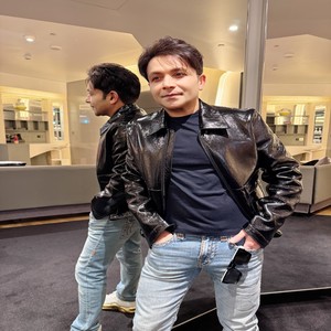 Ankhaan Kardi
