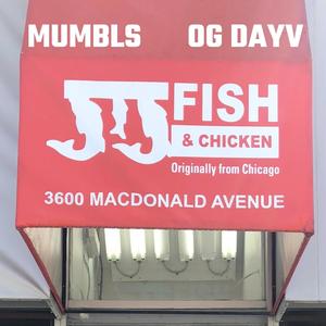 Marlin on the Wall (feat. MUMBLS) (Explicit)