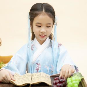 小书包封面