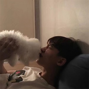 我以为是一叶孤舟