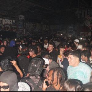 Drippin Like! (feat. Trav9400 & FTF Nooky) (Explicit)