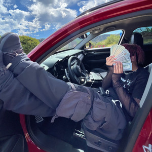 2 me Dead (Explicit)