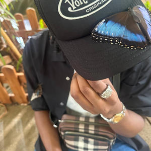 Black and Mat (Explicit)