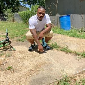 Struggle (feat. Qteezy da Kid) (Explicit)