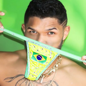 Resenha do Gabriel Sebastian (Explicit)