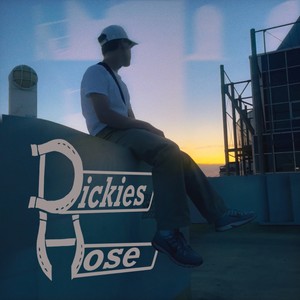 Dickies Hose (Explicit)