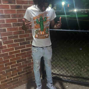 Hit Em Up (feat. 2piped) (Explicit)