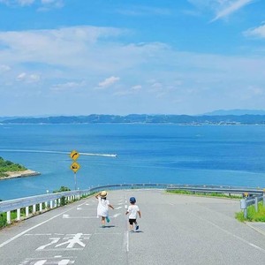 Restaurant in the ocean