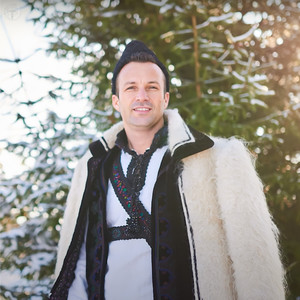 Haideți Frați Să Colindăm