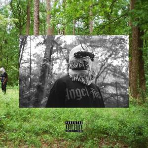 Moonlite (feat. Fendifrvr) (Explicit)