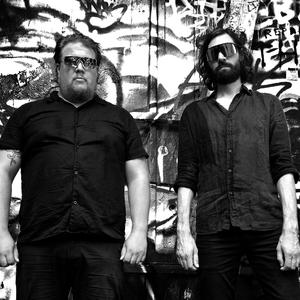 Dissent (Majestoluxe Knifelicker Remix)