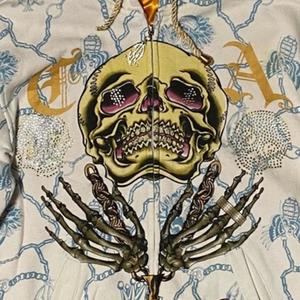 MF6FEET (feat. BLXXDYLAFLARE & TEMPORXRY) (Explicit)