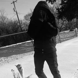 BAG CHASIN (feat. Kindred Price) (Explicit)