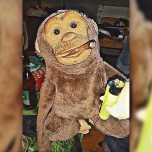 Colganderos (feat. Génesis Ripper) (Explicit)