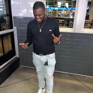 Mistakes(feat. Trill Major)