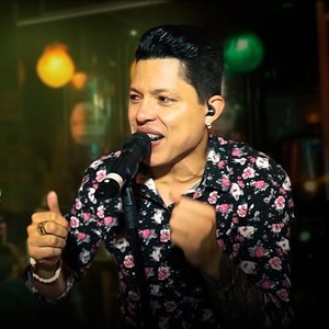 Janela de Vidro (Ao Vivo)