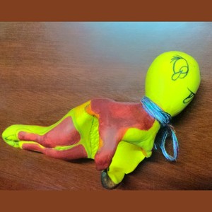 破伤风说：”我一锤子砸死你个怕球破！“