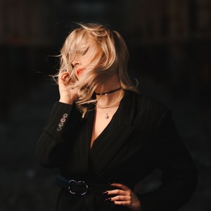 发行时间:2021-04-22 唱片公司:cami clune 类型:single 歌曲 歌手 时