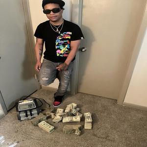 Walk Em Down (feat. Zabo Sd & Jayy Jewelz) (Explicit)