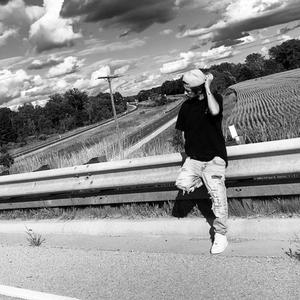 Look At Me (feat. Alonda Rich)