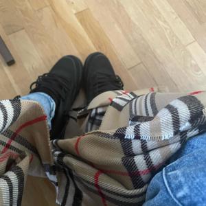 indahellcat(feat. NOxWORRIEZ!)