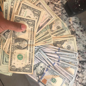 Stay focused (feat. Tay Money) (Explicit)