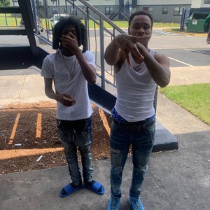 Thraxx (feat. MarcRollxn) (Explicit)