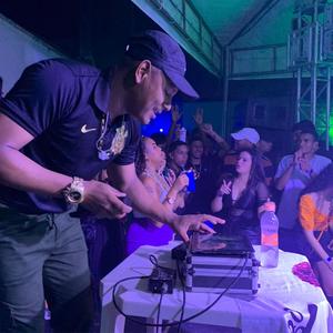 MEU BEIJO VAI TE (Tropa da Tia Records Remix|Explicit)