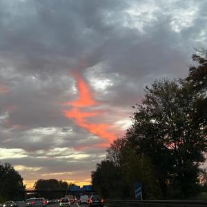 augenblick (feat. Loons) (Explicit)