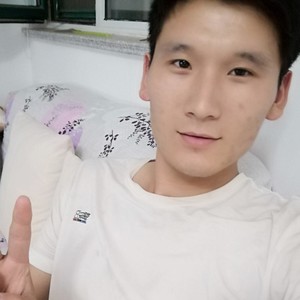 满目星辰只有你