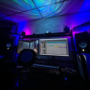 Lottery (feat. King Trippy) (Explicit)