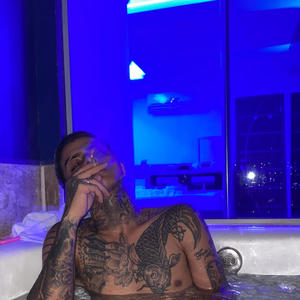 DEIXA EU BOTAR MEU BONECO (feat. MC PEDRIN DO ENGENHA & MC ROGIN DO BF) (Explicit)