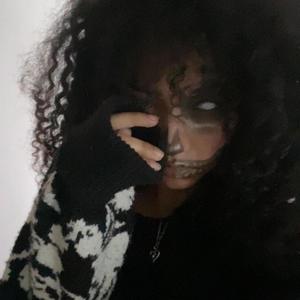 solána (Explicit)