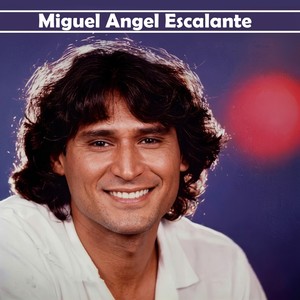 VESTIDO DE NEGRO,VESTIDA DE BLANCO